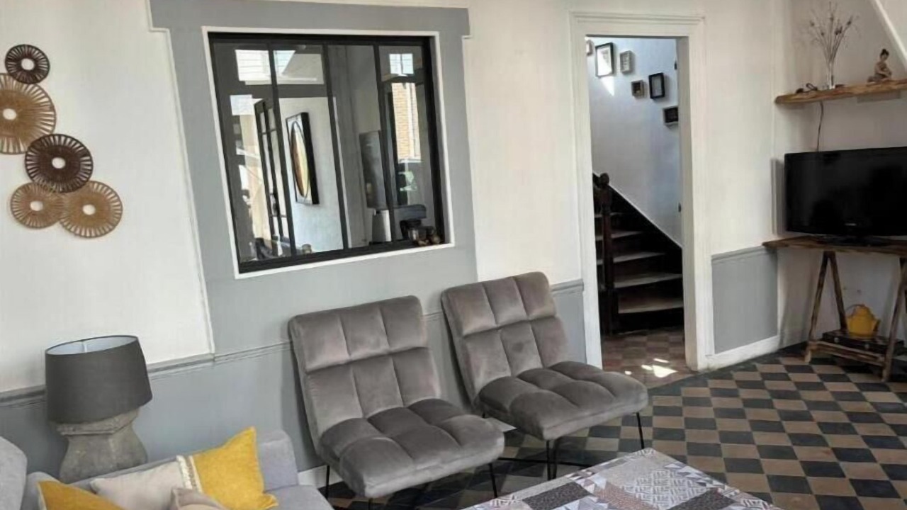 Photo of Livingroom in Forges-les-Eaux