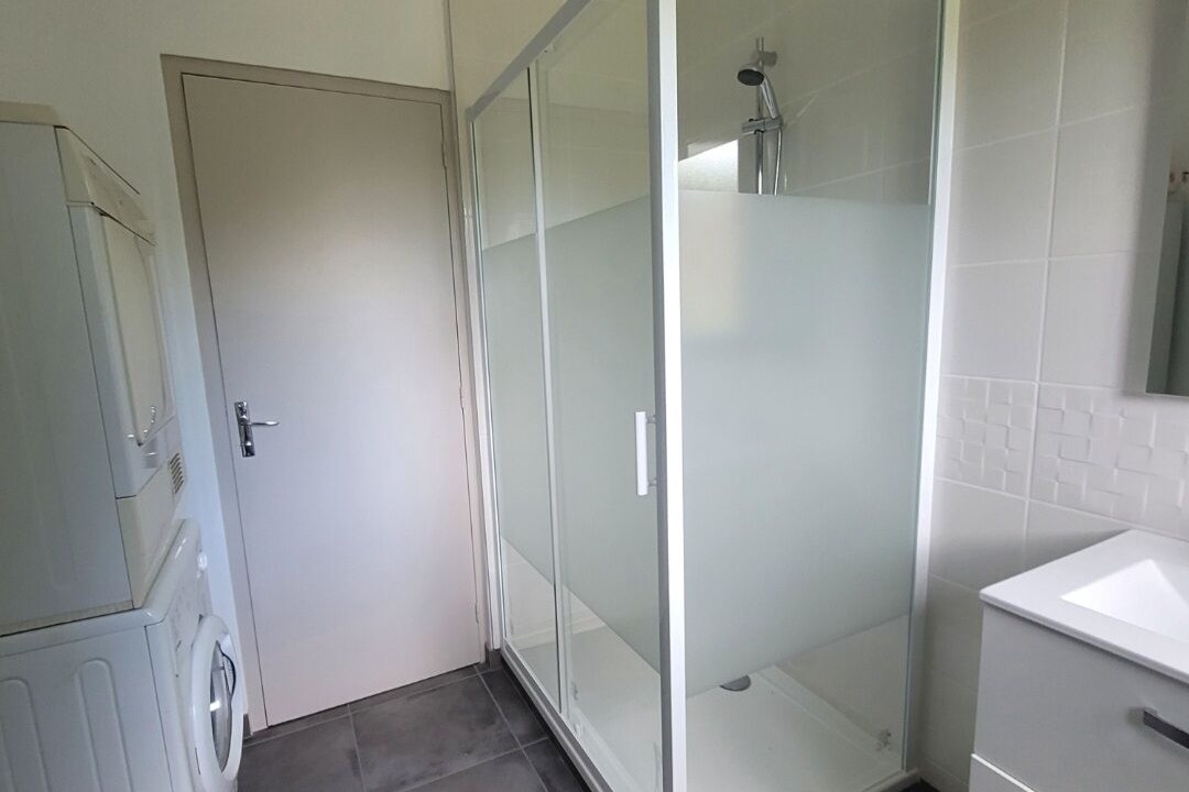 Photo of Bathroom in Blerancourt