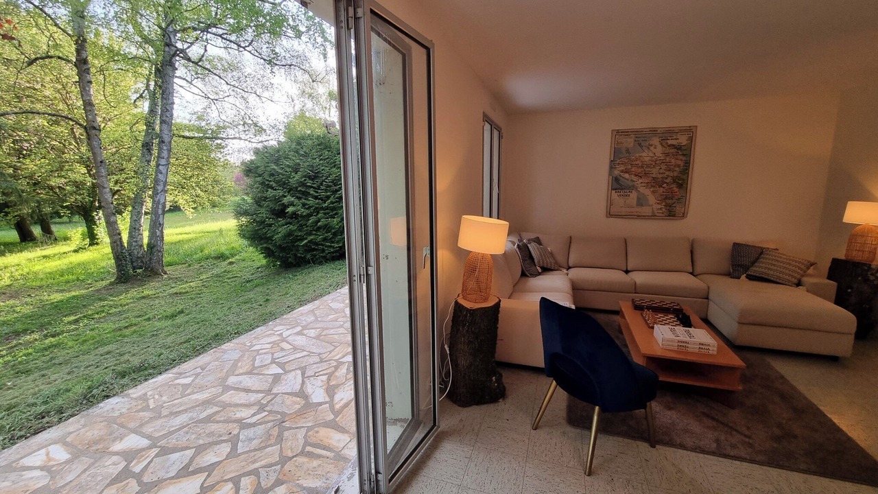 Photo of Livingroom in Benais