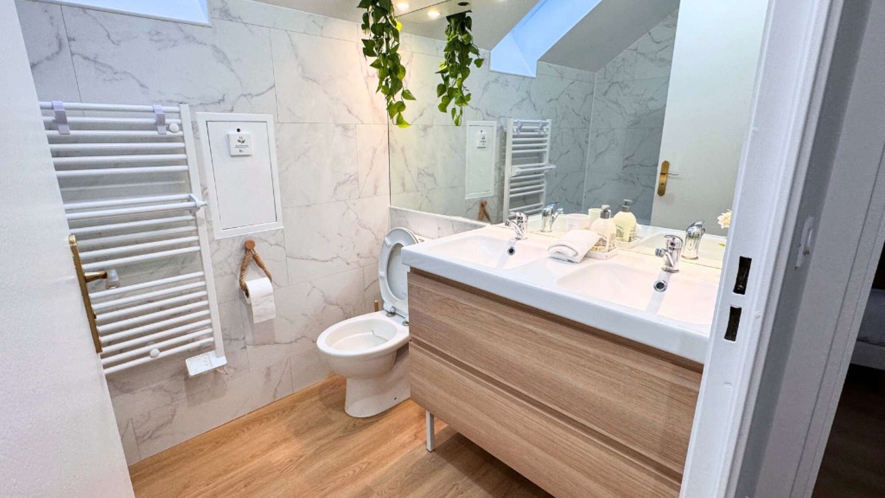 Photo of Bathroom in Collegien