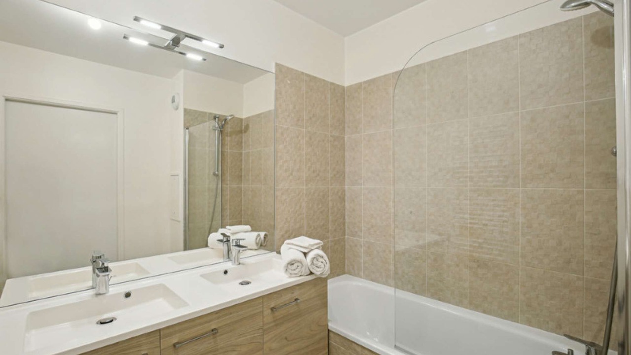Photo of Bathroom in Bezons