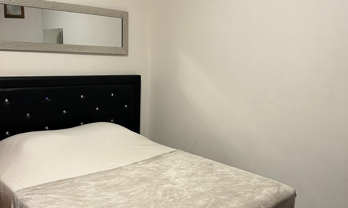Photo of Bedroom in Rosny-sous-Bois