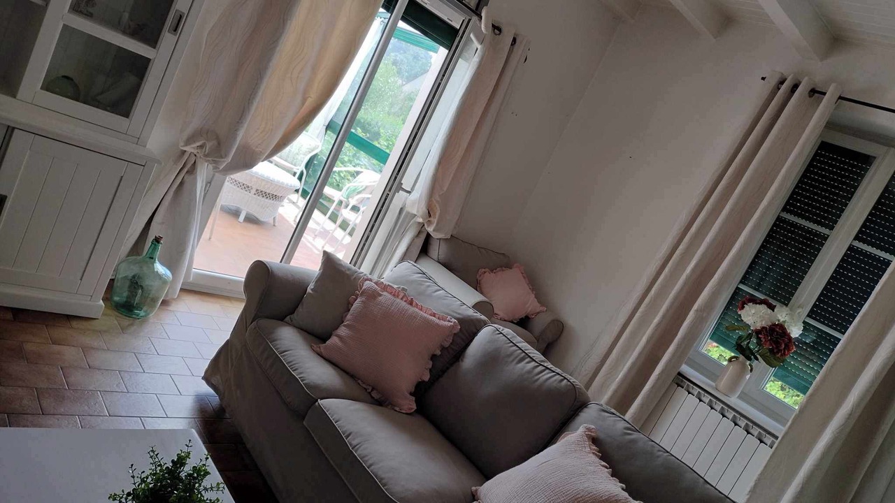Photo of Livingroom in Rully