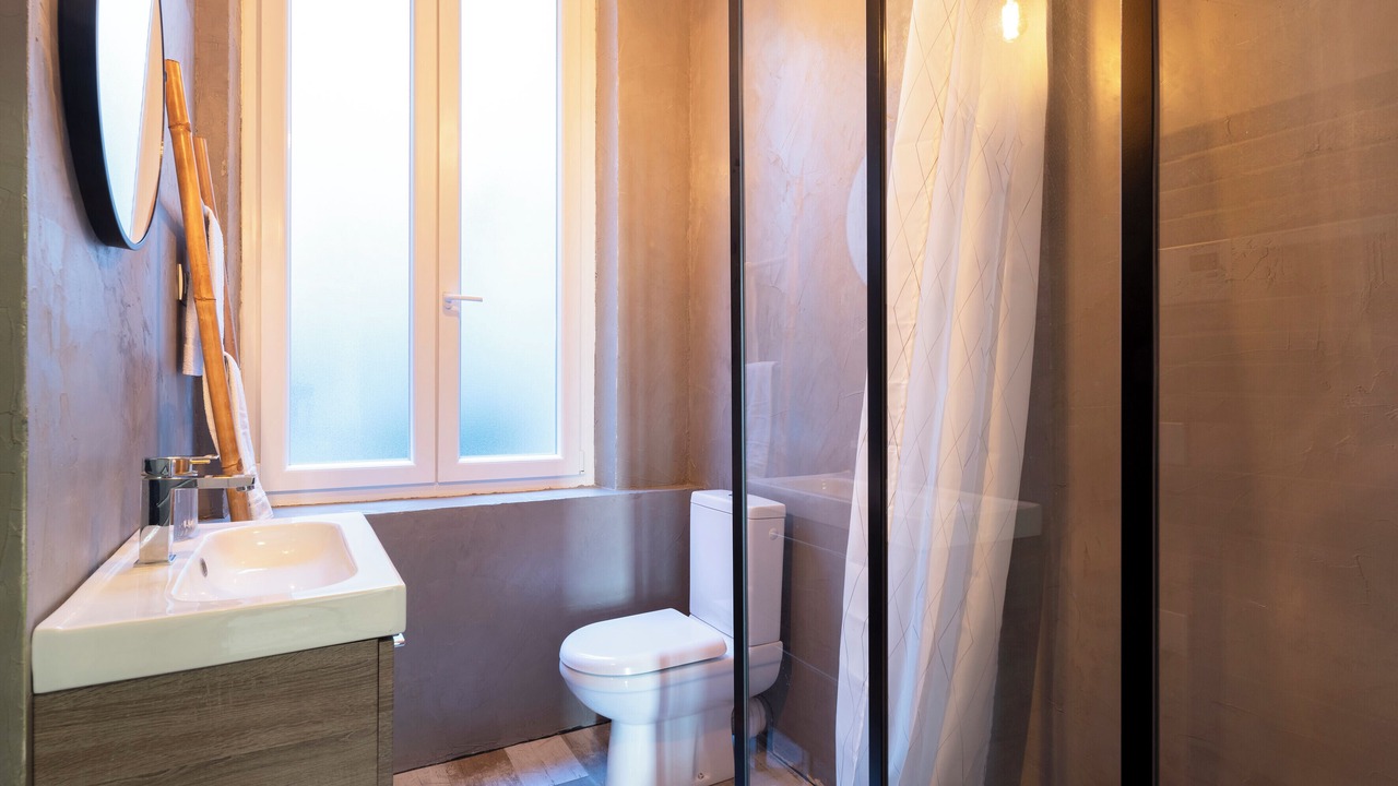 Photo of Bathroom in Metz-Centre – Ancienne Ville