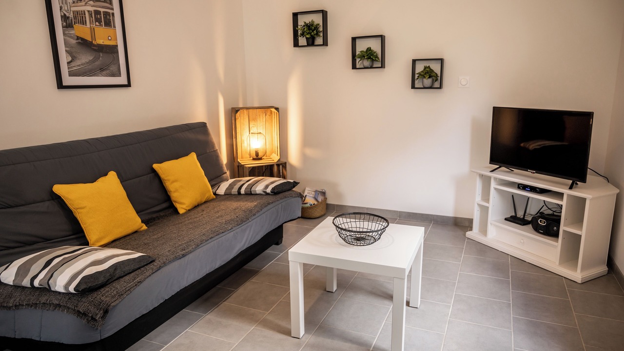 Photo of Livingroom in Camelin