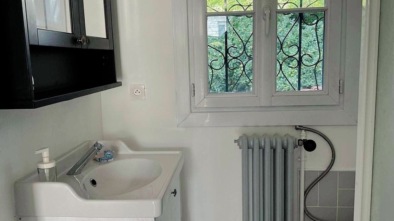 Photo of Bathroom in Le Bois de Gaumont