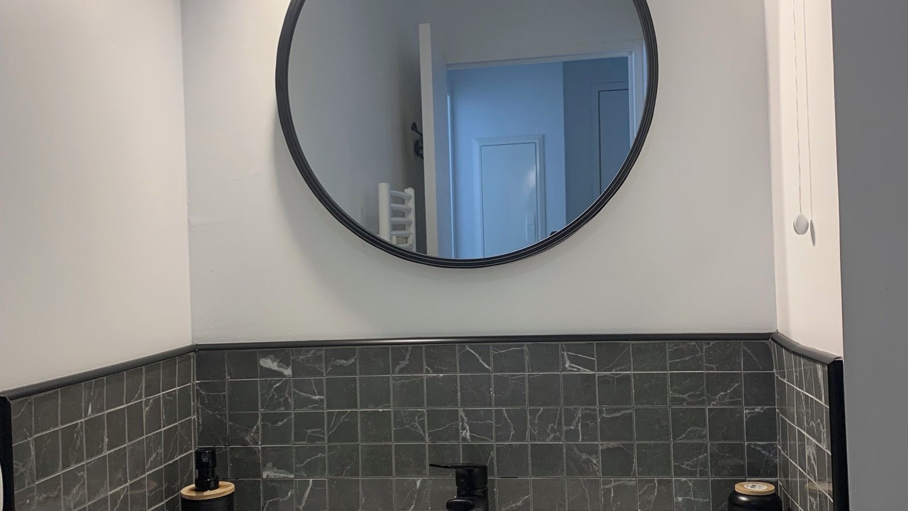 Photo of Bathroom in Equemauville