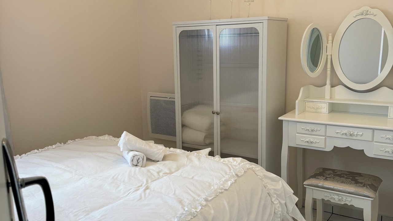 Photo of Bedroom in Limeil-Brevannes