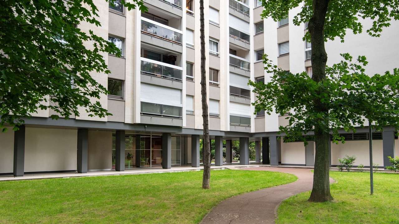 Photo of Outdoor in L'Hay-les-Roses