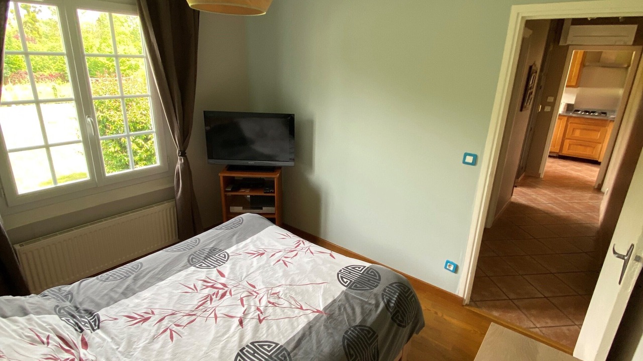 Photo of Bedroom in Varinfroy