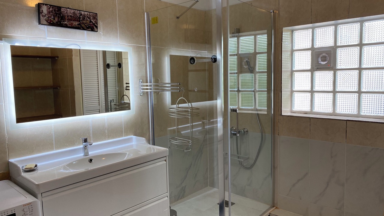 Photo of Bathroom in Drancy