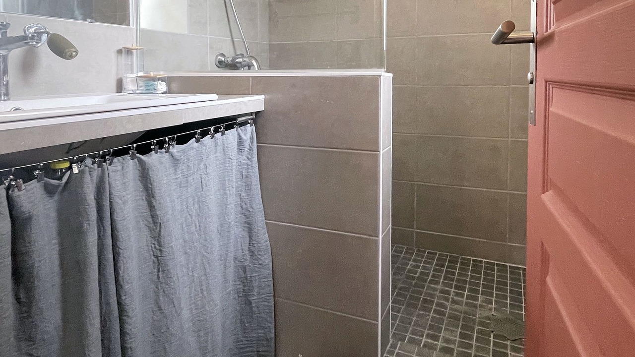 Photo of Bathroom in Senlis