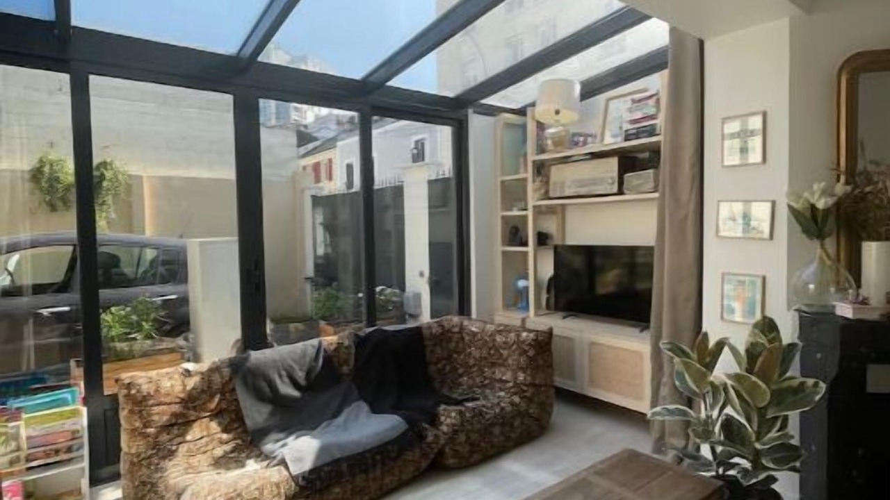 Photo of Livingroom in Pantin