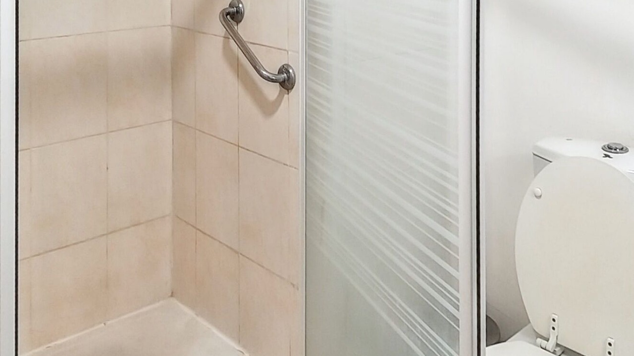 Photo of Bathroom in Crouy-sur-Ourcq
