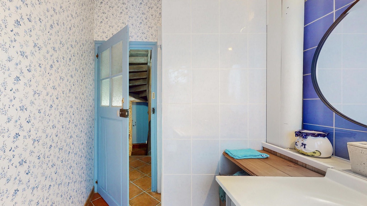 Photo of Bathroom in Parennes