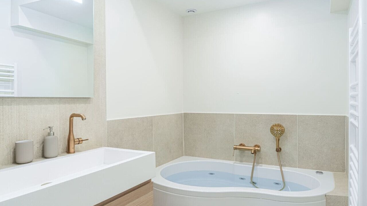 Photo of Bathroom in Saint-Victor
