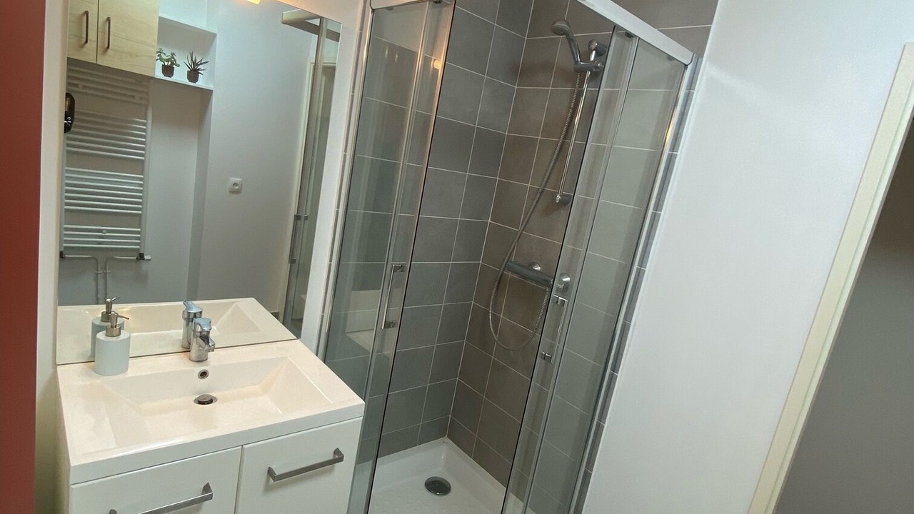 Photo of Bathroom in Gennevilliers