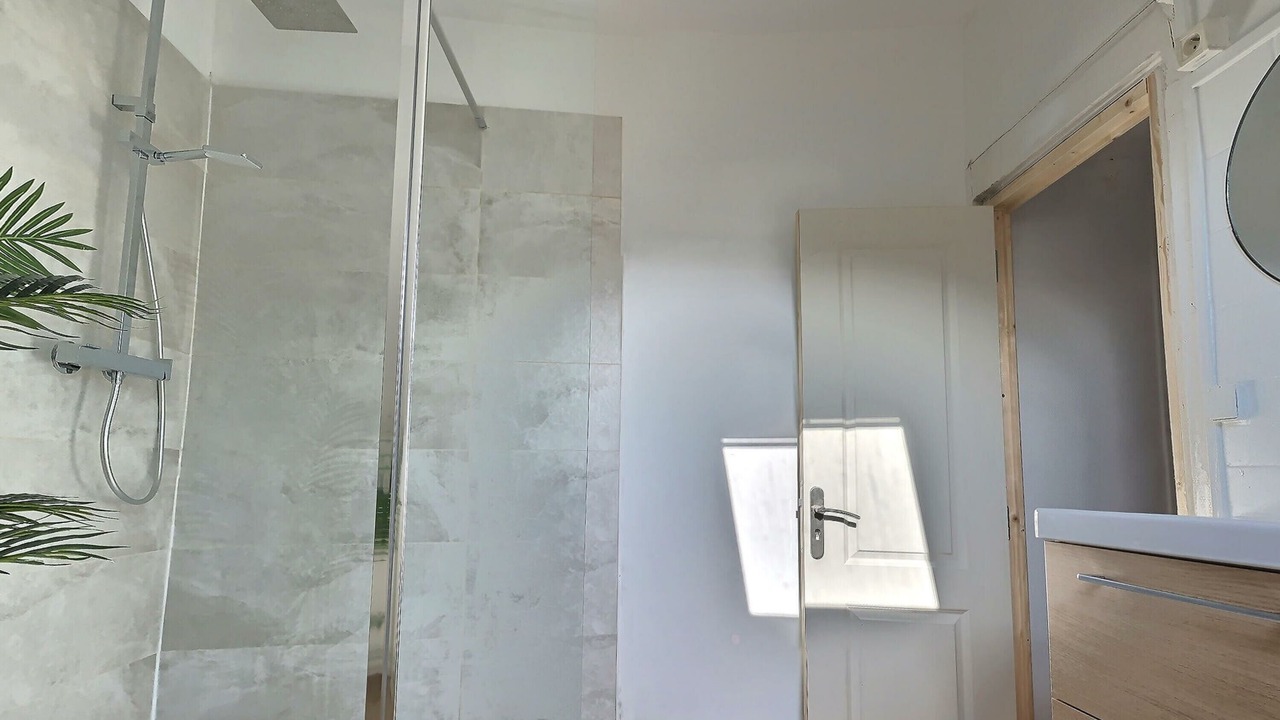 Photo of Bathroom in Saint-Jacques - Saint-Roch