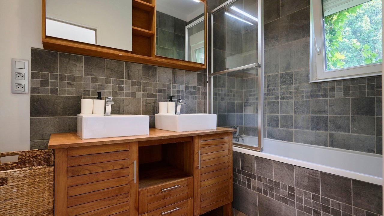 Photo of Bathroom in Lambersart