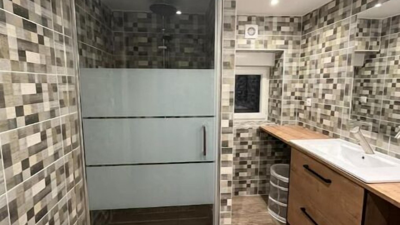 Photo of Bathroom in Batilly