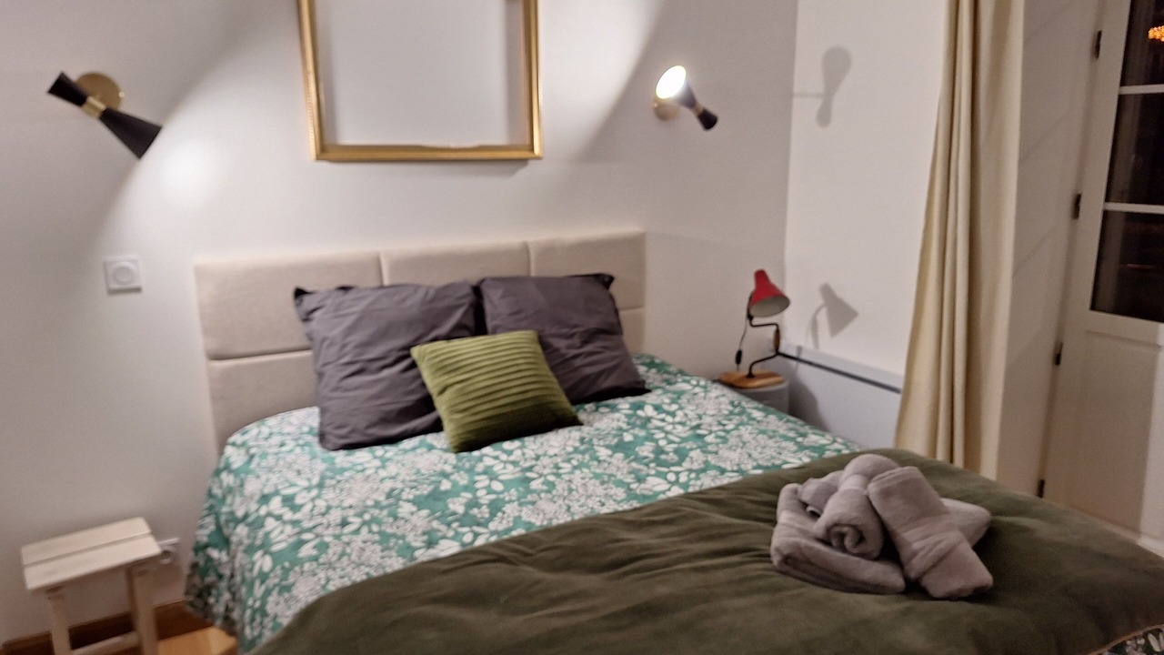 Photo of Bedroom in Beaune