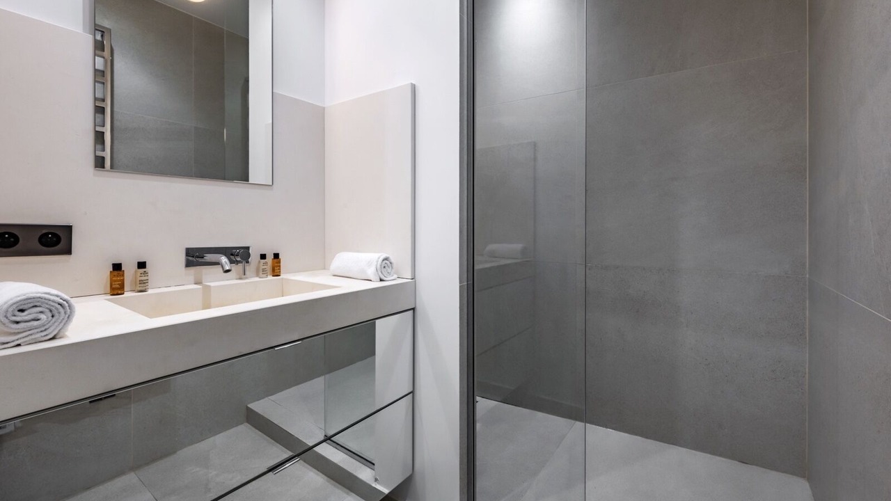 Photo of Bathroom in Levallois-Perret