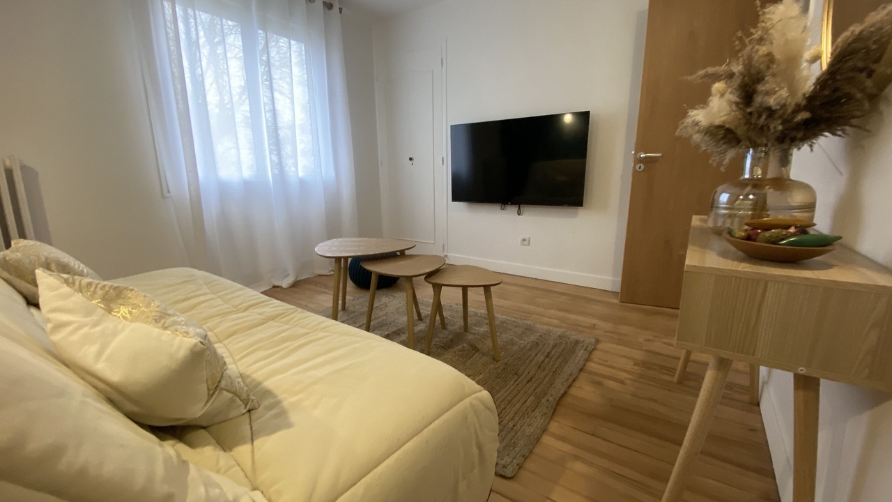 Photo of Bedroom in Sainte-Marie-des-Champs