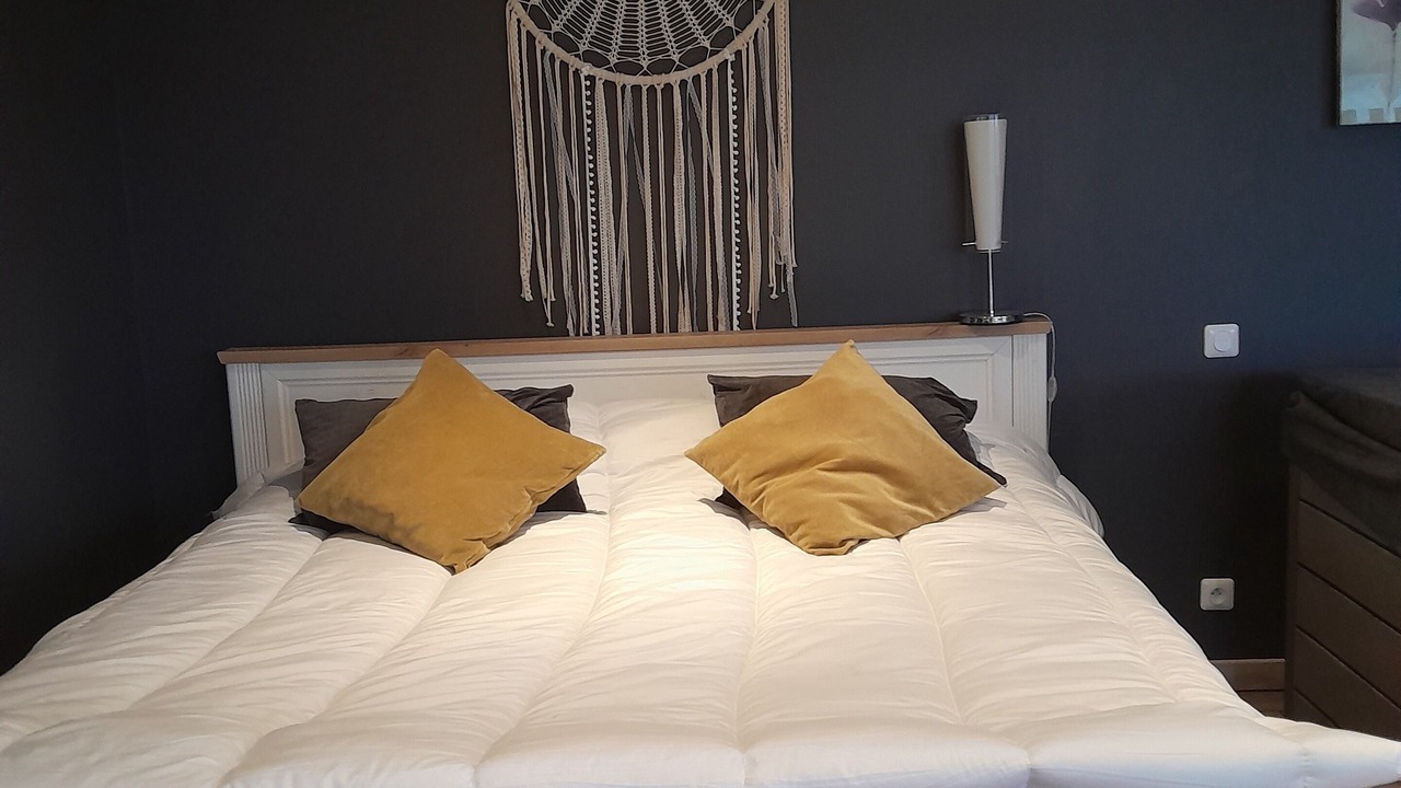Photo of Bedroom in Montreuil-sur-Mer