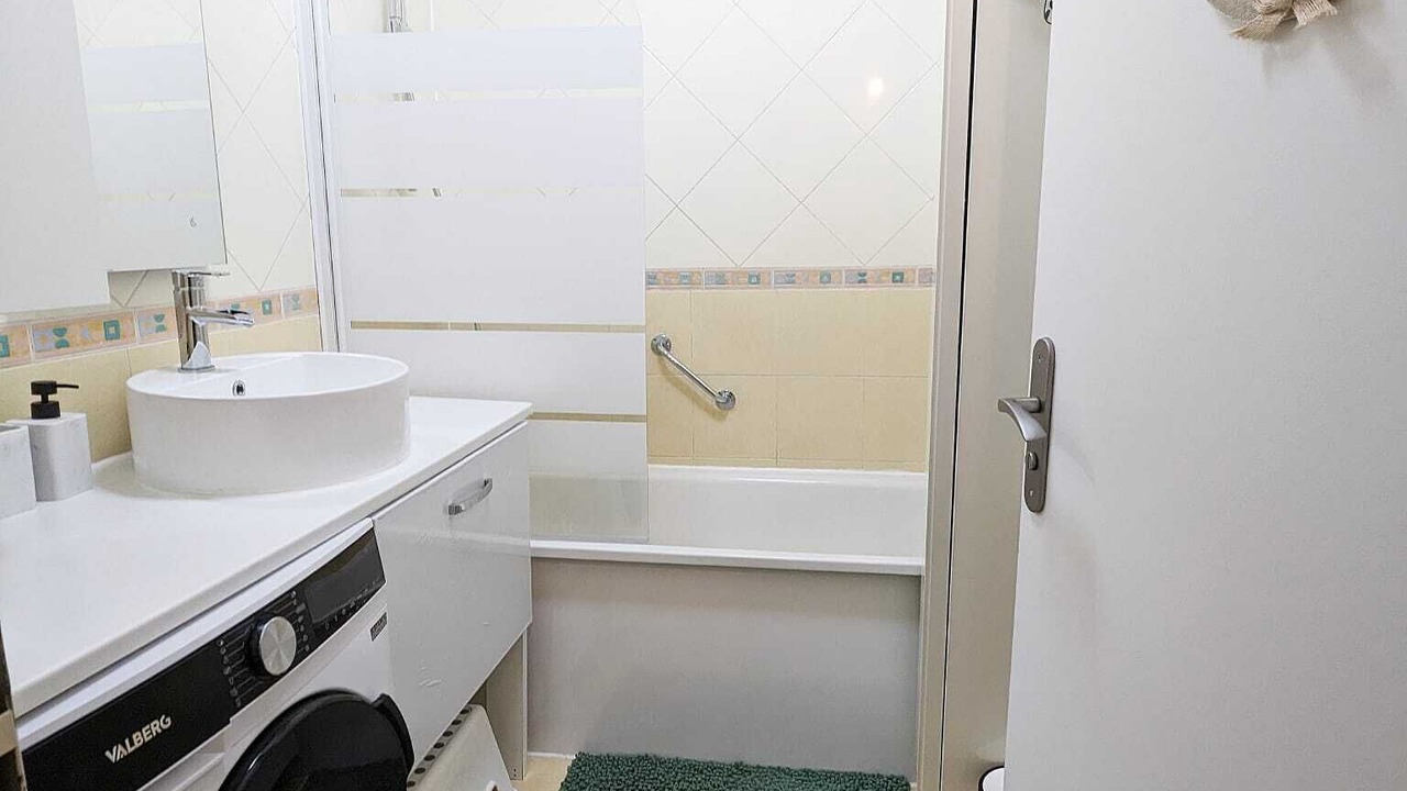 Photo of Bathroom in Bussy-Saint-Georges
