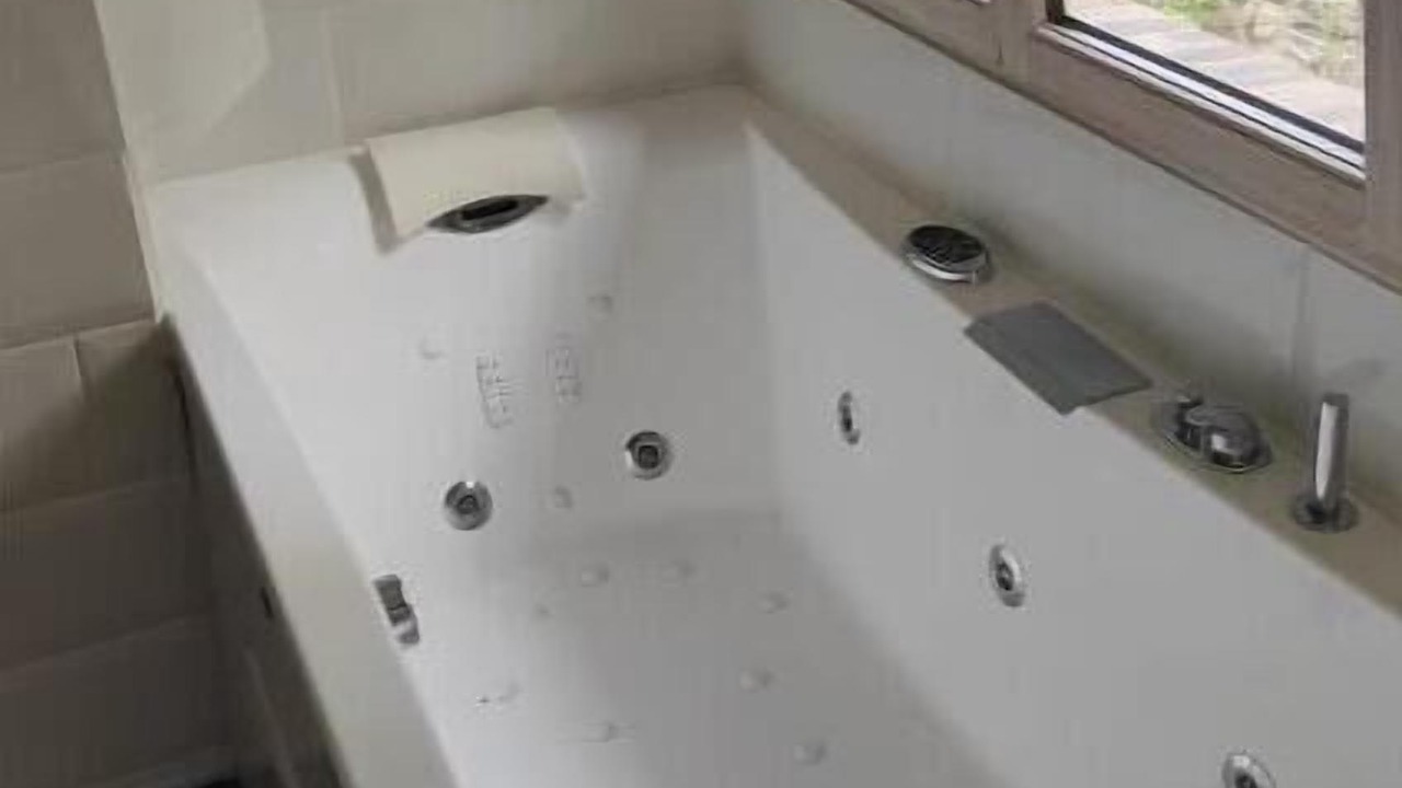 Photo of Bathroom in Senlis