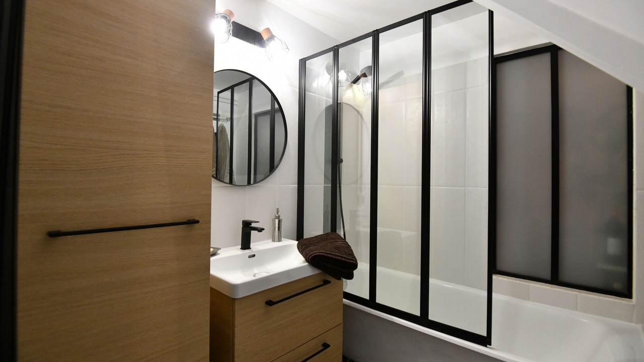 Photo of Bathroom in Coulommiers