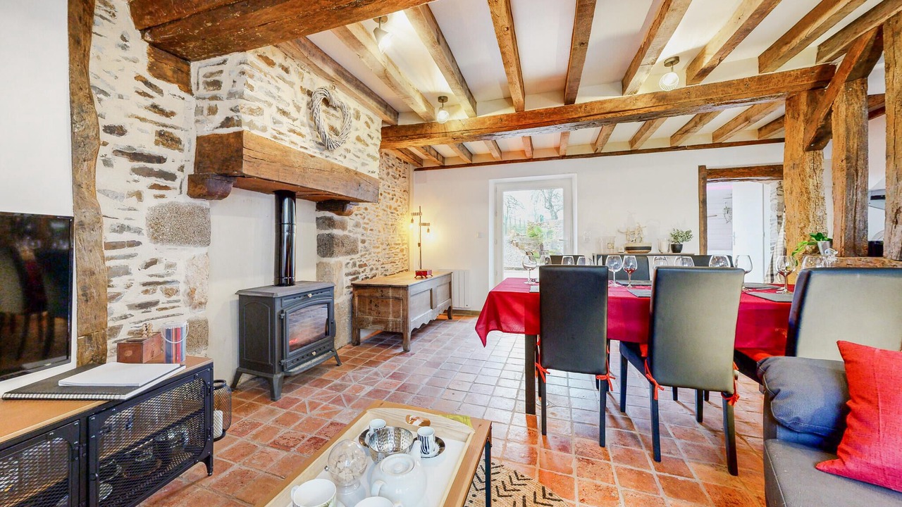 Photo of Bedroom in Neuilly-le-Vendin