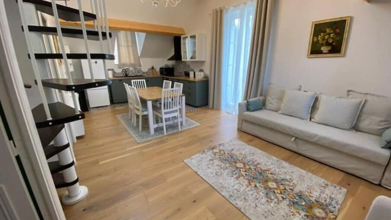 Photo of Livingroom in La Ferte-sous-Jouarre