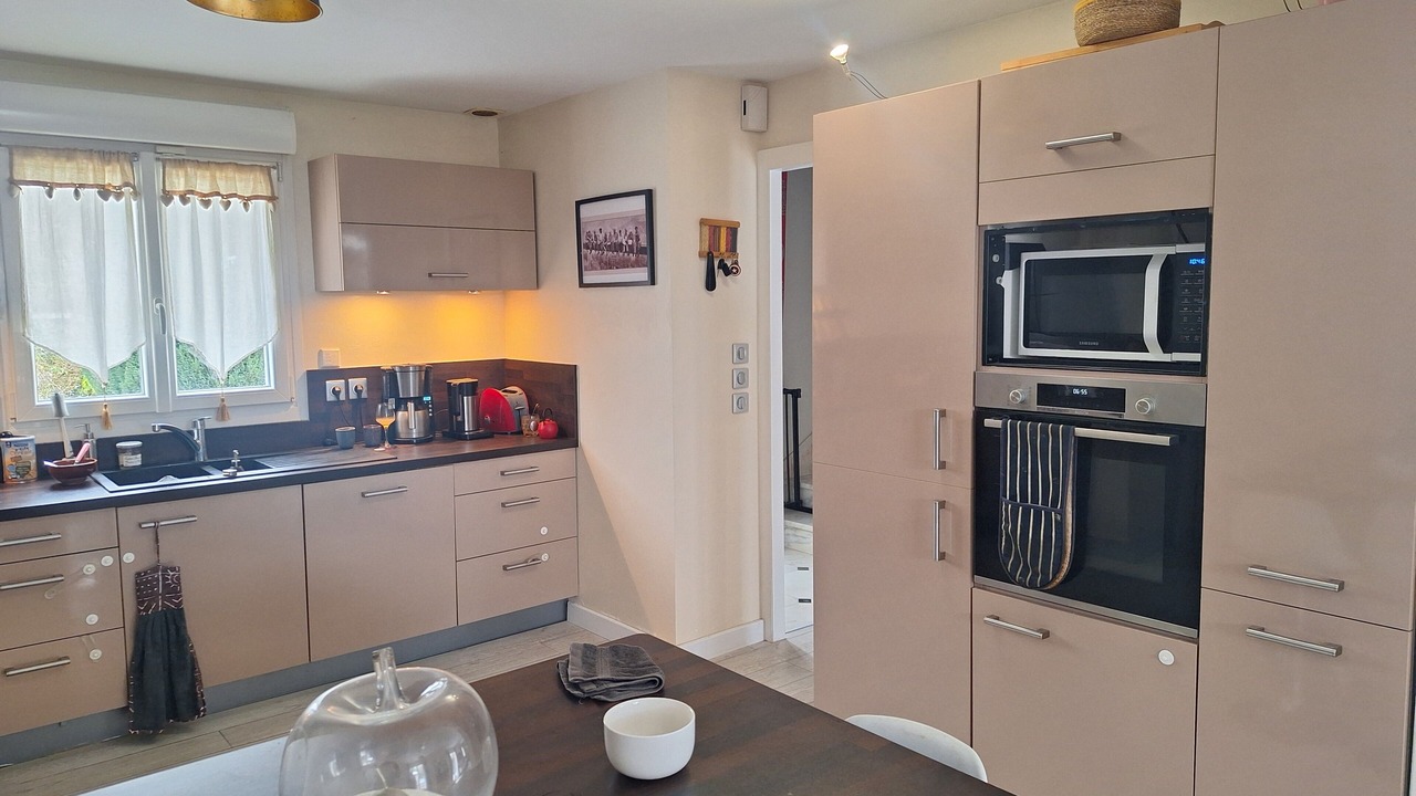 Photo of Kitchen in Oinville-sur-Montcient