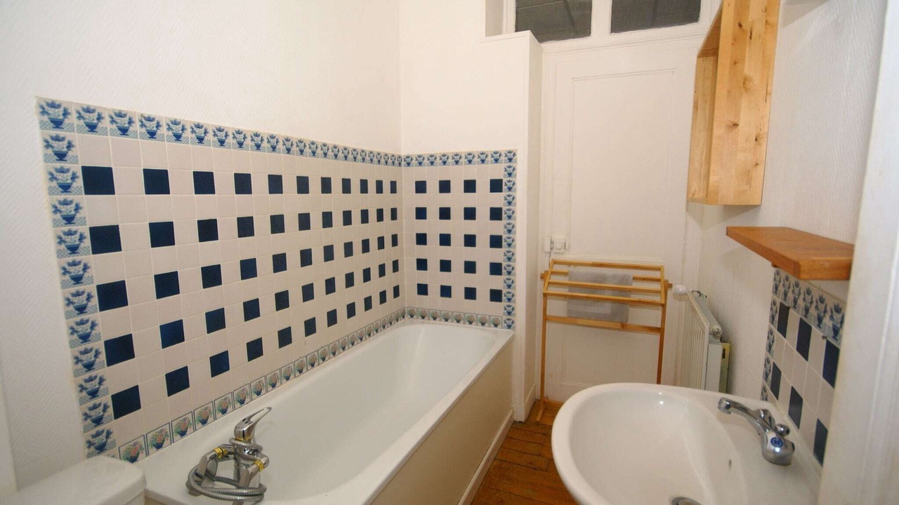 Photo of Bathroom in Asnieres