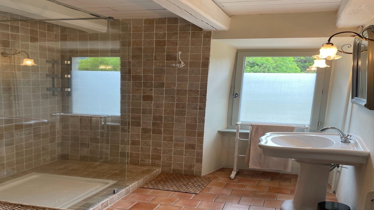 Photo of Bathroom in Courniou