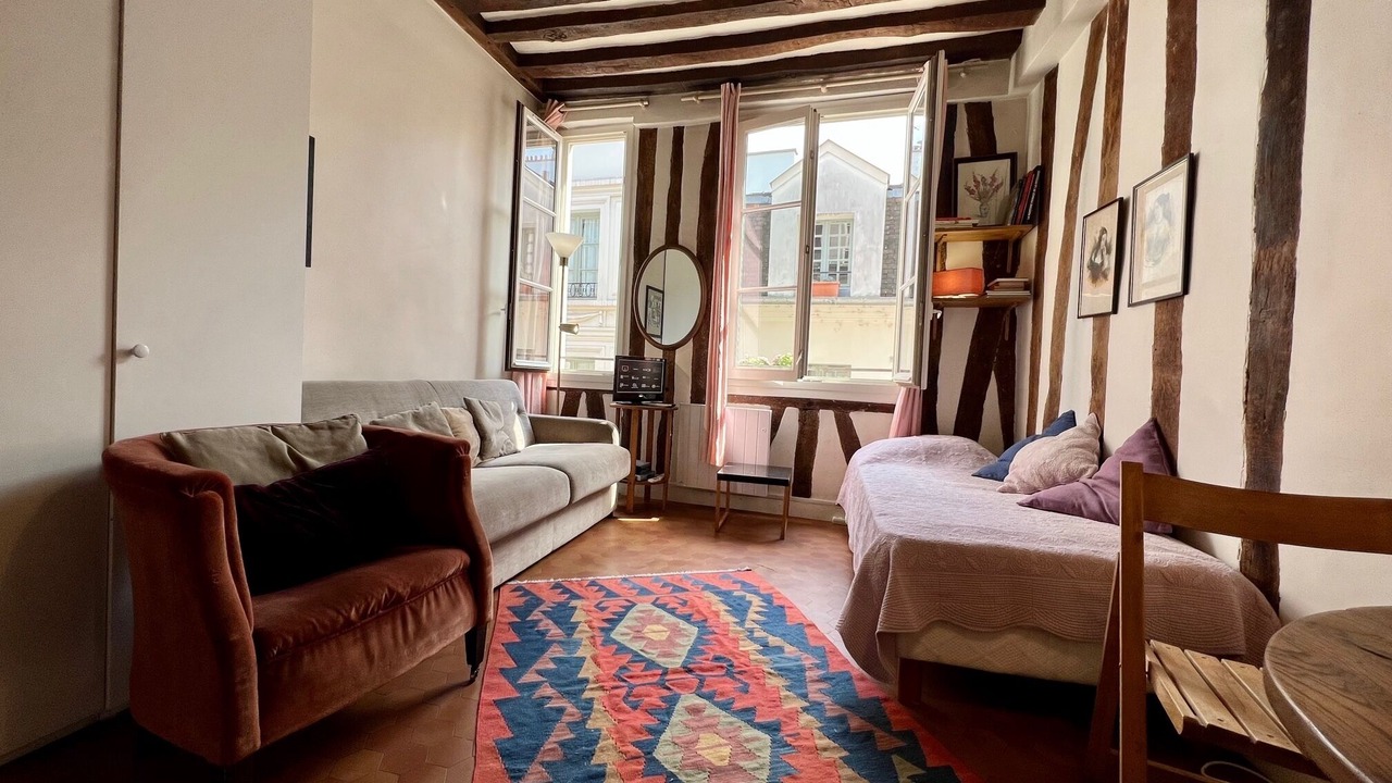 Photo of Livingroom in Notre Dame