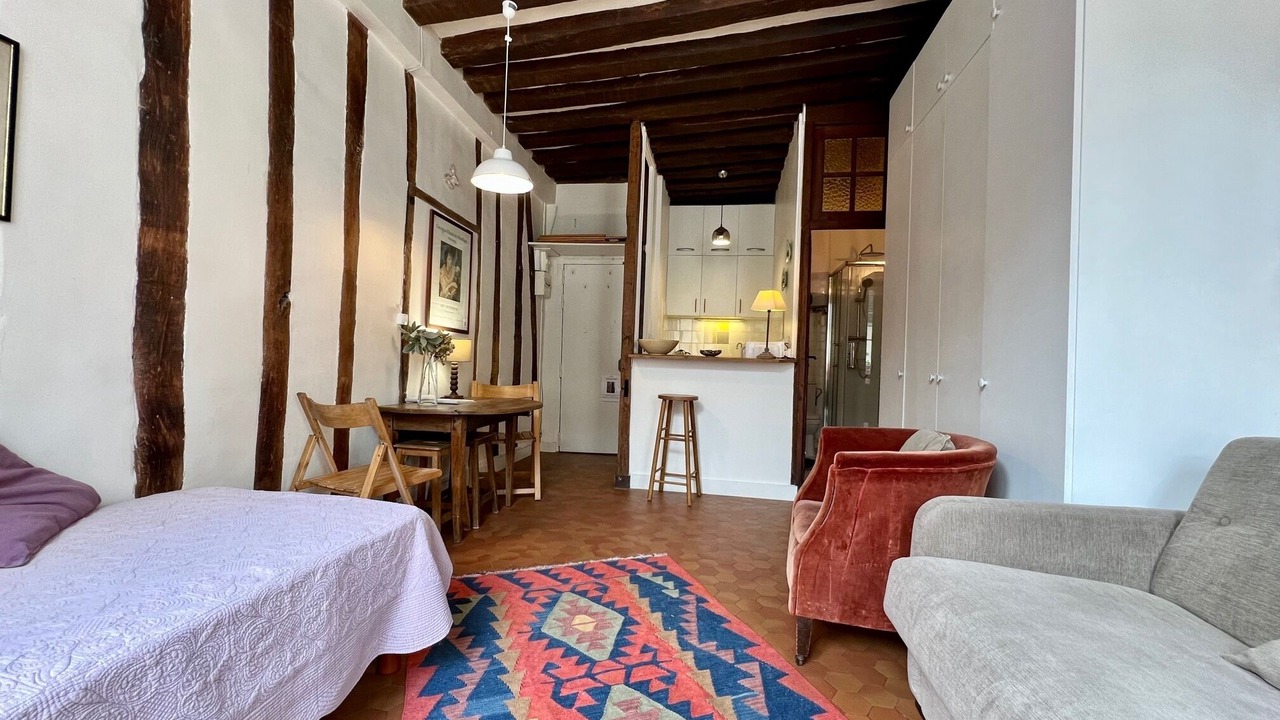 Photo of Livingroom in Notre Dame