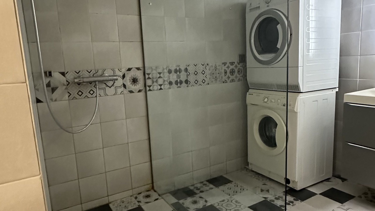 Photo of Bathroom in Le Chesnay