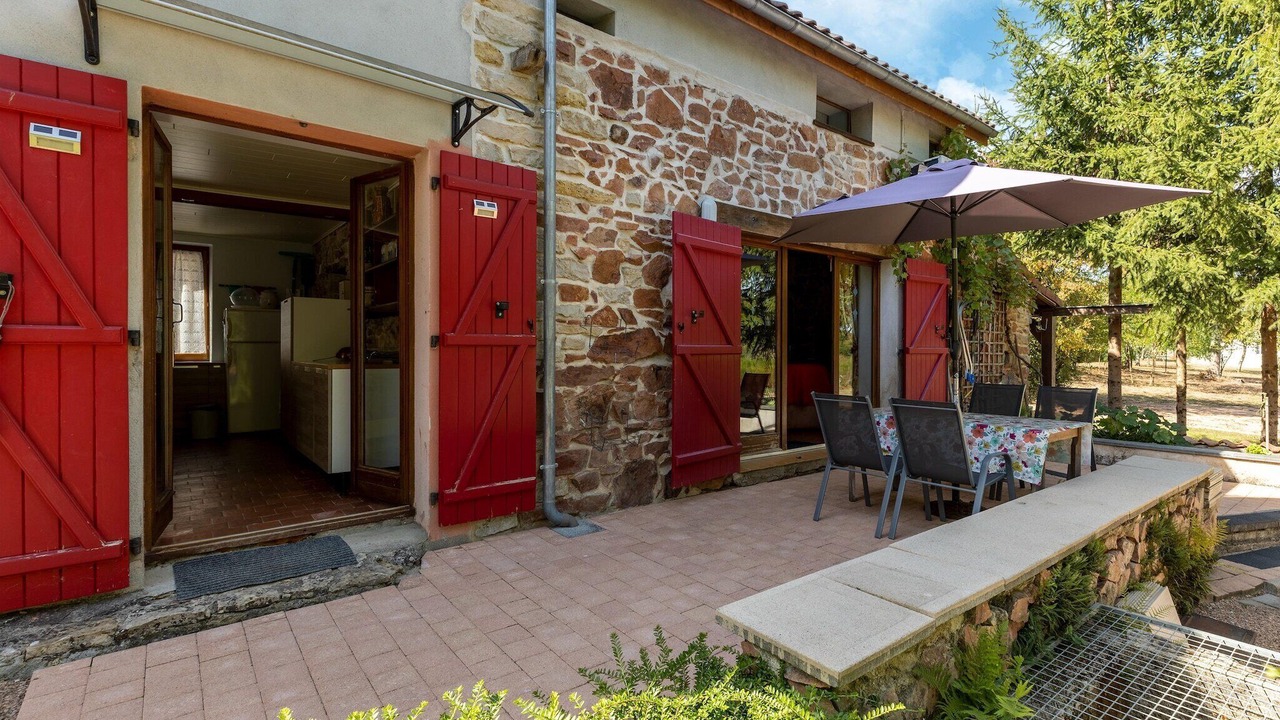 Photo of Outdoor in Rouy