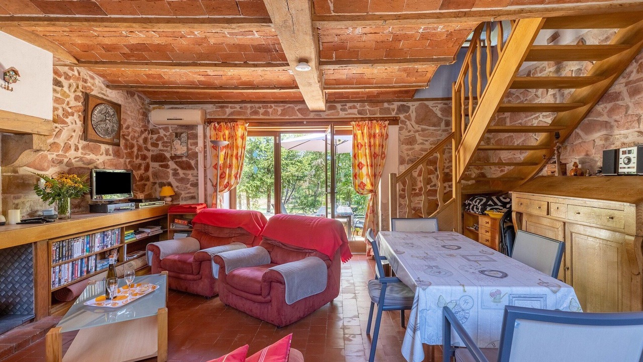 Photo of Livingroom in Rouy