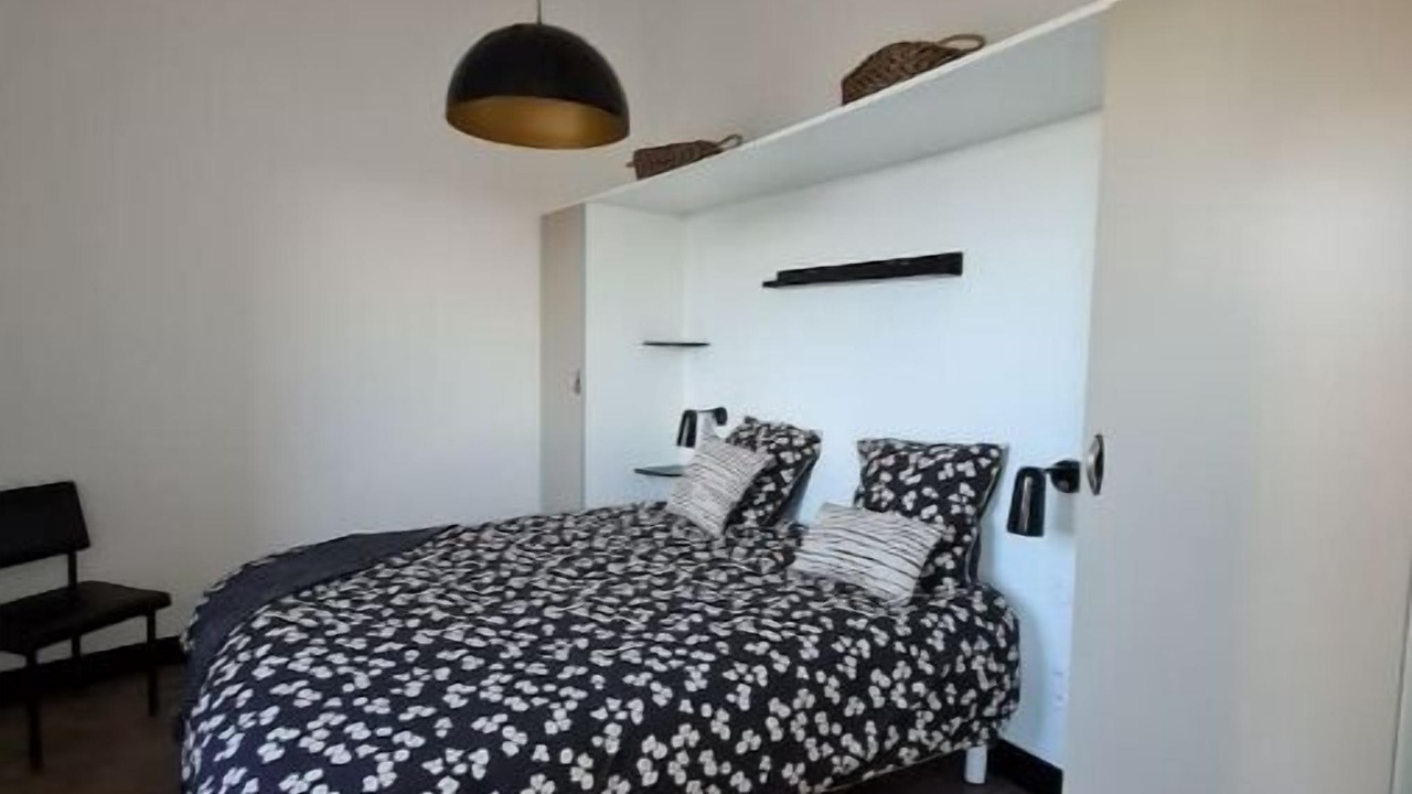 Photo of Bedroom in Autun