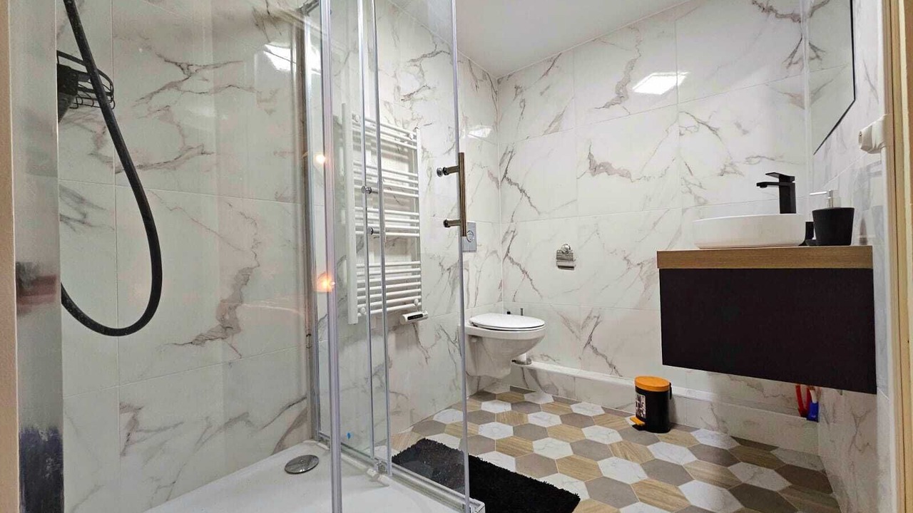 Photo of Bathroom in Nemours