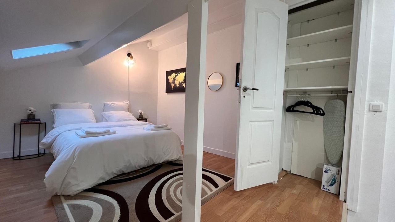Photo of Bedroom in Gonesse