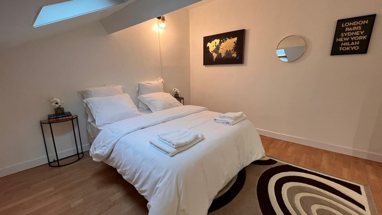 Photo of Bedroom in Gonesse