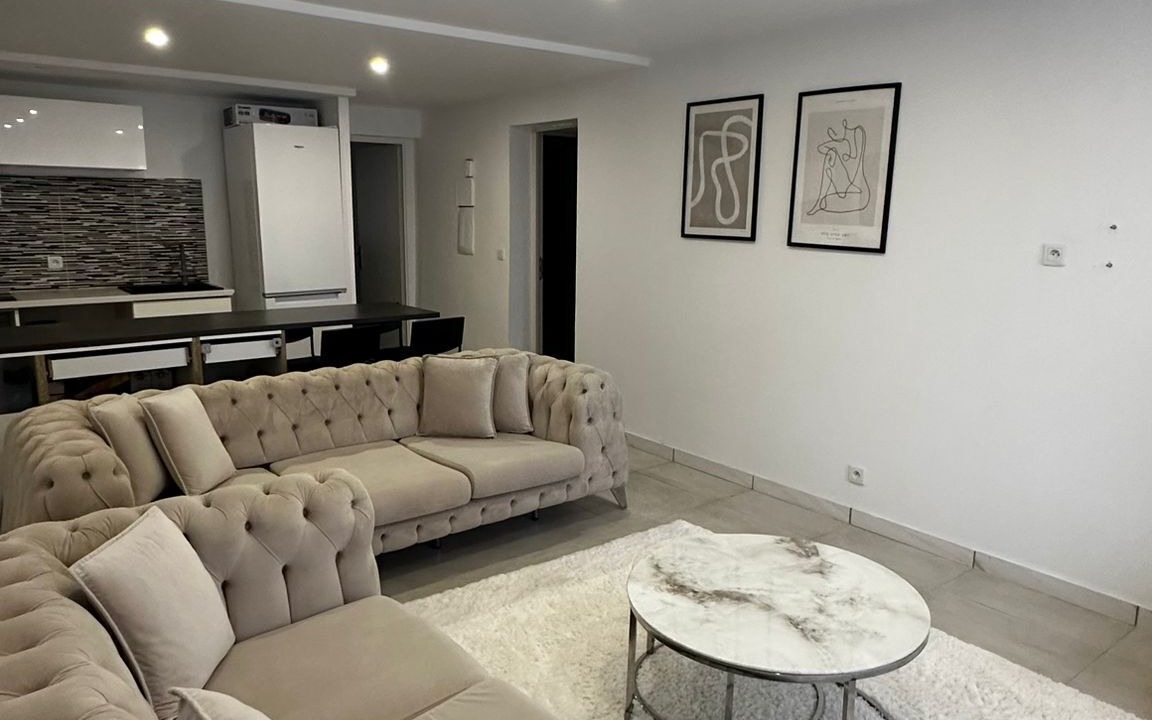 Photo of Livingroom in Argenteuil