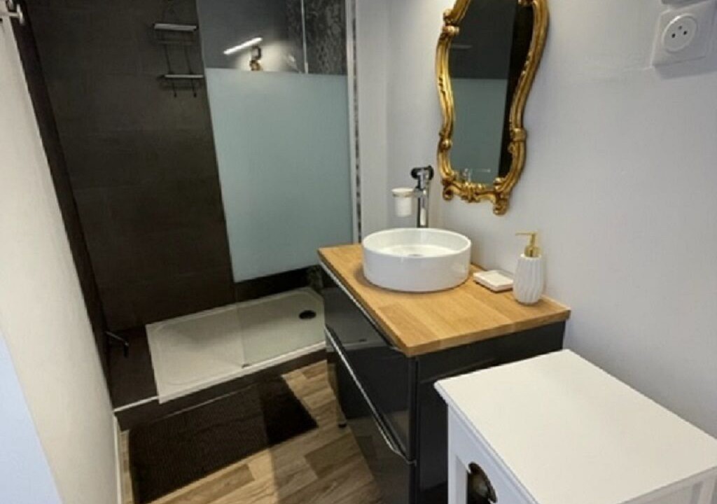 Photo of Bathroom in Dompierre-les-Ormes