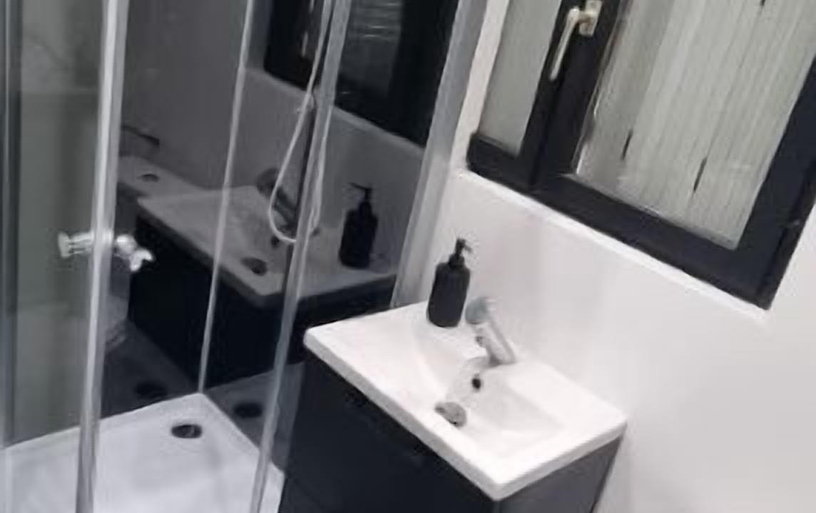 Photo of Bathroom in Saint-Quentin