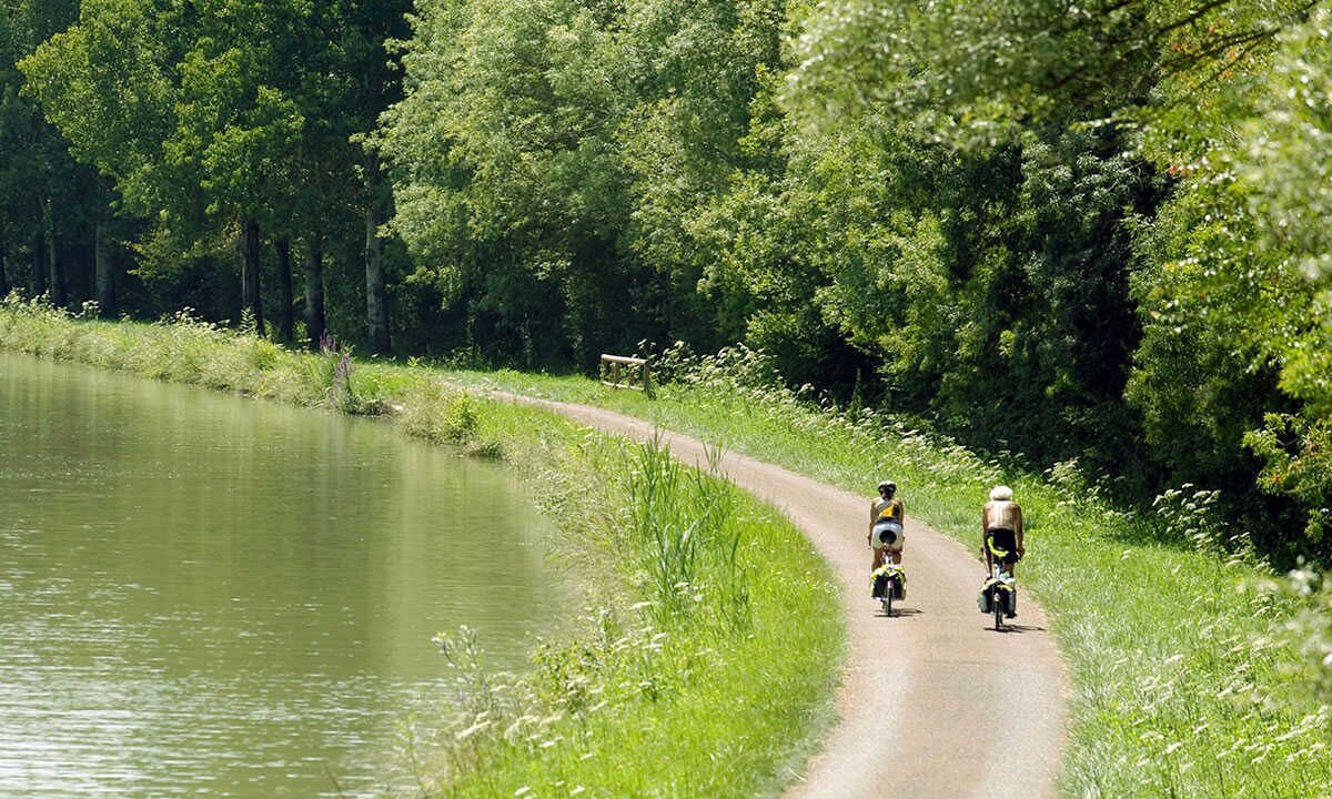 Photo of Outdoor in Rouy