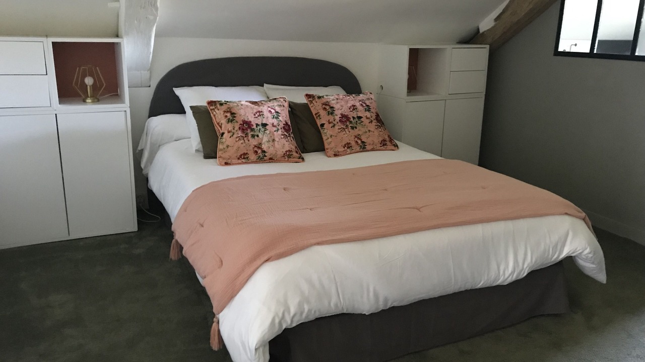 Photo of Bedroom in Rouy